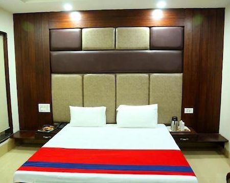 Hotel Ng Paradise Jagādhri Εξωτερικό φωτογραφία